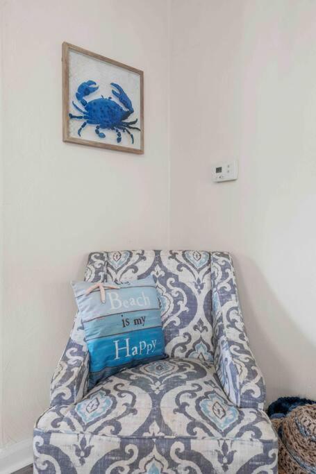 Beach Bungalow - 1 Block To Beach - Pets Welcome! 罗福 外观 照片